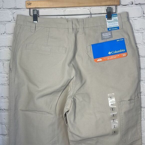 Columbia Relaxed Fit Khaki Pants Omni Shade UPF 50 NEW size W34 x L32” - Picture 5 of 9
